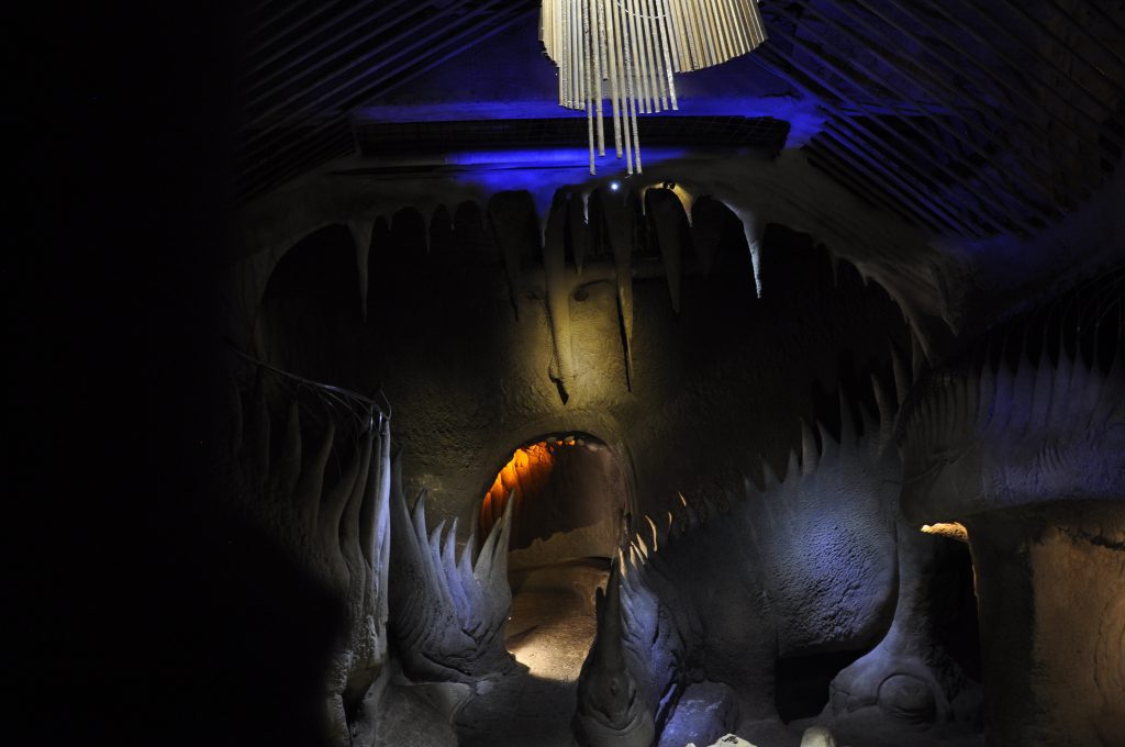 City Museum St. Louis interactive cave lighting by Gantom